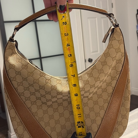 Authenic Brand New Vintage Gucci Hobo Beige - Picture 14 of 17